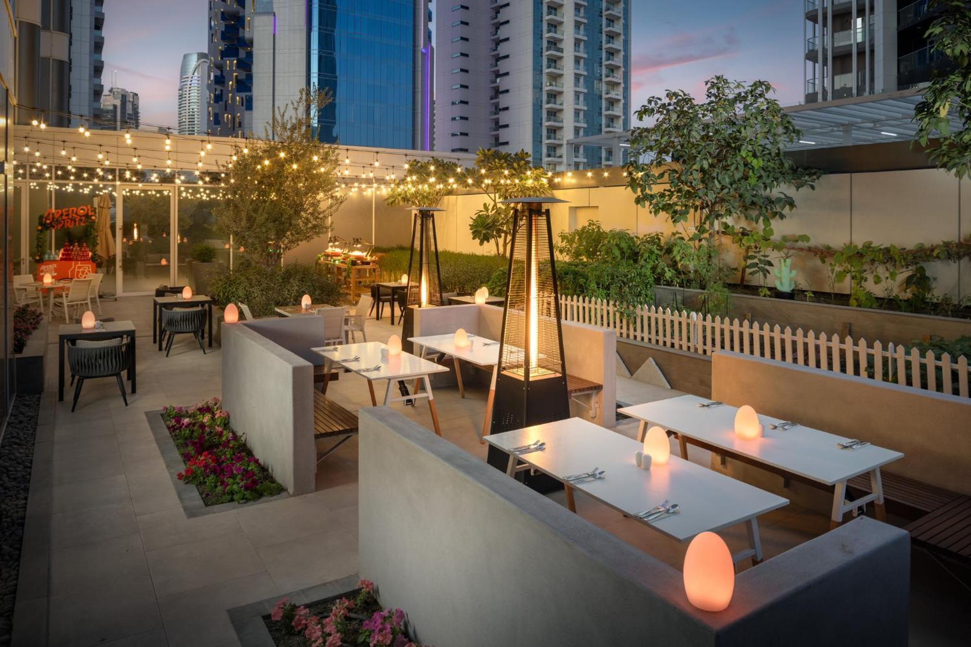 Staybridge Suites Dubai Business Bay By Ihg Exterior foto